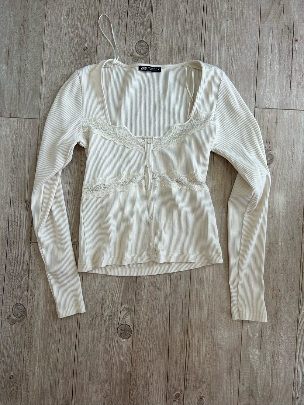 Zara Cream Ribbed Lace-Trim Button-Front Long Sleeve Top